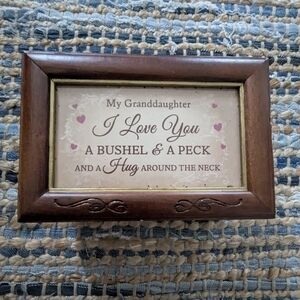 The Bradford Exchange "A Bushel And A Peck" Music Box Granddaughter Jewelry Box